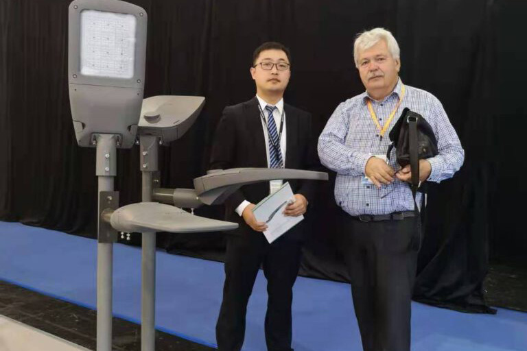 Hong Kong International Lighting Exhibition ہانگ کانگ بین الاقوامی لائٹنگ نمائش