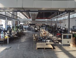 قیادت کی روشنی خالی ہاؤسنگ